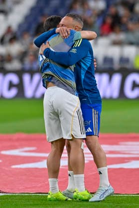 May 15, 2026, Madrid, Madrid, Spain: CAZORLA SANTI of Real Oviedo during the match corresponding to the thirty-six round of the 2025 26 First Division National League Championship between REAL MADRID C.F. Vs REAL OVIEDO, played at the Bernabeu Stadium on May 14, 2026, in Madrid, Spain. Madrid Spain - ZUMAc312 20260515_zsp_c312_105 Copyright: xOscarxManuelxSanchezx