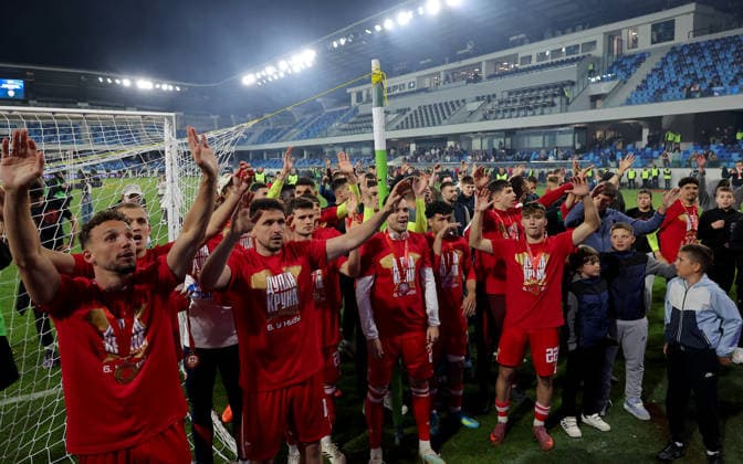 Crvena Zvezda v Vojvodina, Serbian Cup Final 2025 2026 Loznica, Serbia. 13th May, 2026. Crvena Zvezda s players celebrate during Serbian Cup Final football match between Crvena Zvezda (Red Star) and Vojvodina on May 13. 2026. in Loznica, Serbia. Loznica Serbia Copyright: xPedjaxMilosavljevic STARSPORTx x