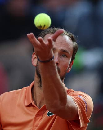 (260515) -- ROME, May 15, 2026 -- Daniil Medvedev of Russia serves during the men s singles quarterfinal match between Martin Landaluce of Spain and Daniil Medvedev of Russia at the ATP, Tennis Herren Italian Open in Rome, Italy, May 14, 2026. ) (SP)ITALY-ROME-TENNIS-ATP-MARTIN LANDALUCE VS DANIIL MEDVEDEV LixJing 