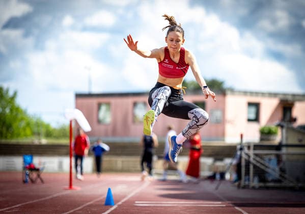 7. Wiesbadener Sprungmeeting - WI JUMP!; Wiesbaden, 14.05.2026 Lea Henning (LG Seligenstadt) im Dreisprung; 7. Wiesbadener Sprungmeeting - WI JUMP! am 14.05.2026 im Helmut-Schön-Sportpark in Wiesbaden (Hessen). Copyright: xBEAUTIFULxSPORTS R.xSchmittx