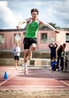 7. Wiesbadener Sprungmeeting - WI JUMP!; Wiesbaden, 14.05.2026 Maximilian Fern (TSV Heiligenrode) im Dreisprung; 7. Wiesbadener Sprungmeeting - WI JUMP! am 14.05.2026 im Helmut-Schön-Sportpark in Wiesbaden (Hessen). Copyright: xBEAUTIFULxSPORTS R.xSchmittx