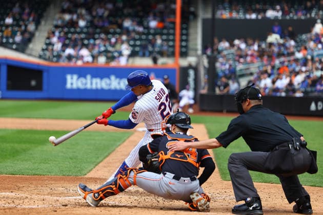 MLB, Baseball Herren, USA Tigers Vs. Mets New York Mets player Juan Soto 22 singles during the fifth inning of a baseball game against the Detroit Tigers at Citi Field in Flushing, New York, on May 14, 2026. Flushing N.Y. United States  Copyright: xGordonxDonovanx originalFilename:donovan-mlbtiger260514_np2cn.jpg