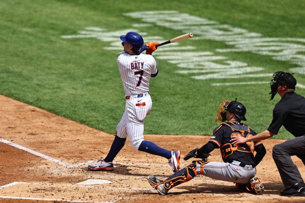 MLB, Baseball Herren, USA Tigers Vs. Mets New York Mets player Brett Baty, number 7, hits a home run during the fourth inning of a baseball game against the Detroit Tigers at Citi Field in Flushing, New York, on May 14, 2026. Flushing N.Y. United States  Copyright: xGordonxDonovanx originalFilename:donovan-mlbtiger260514_npdCl.jpg