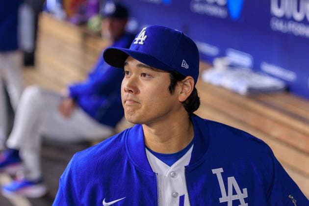 May 14, 2026, Los Angeles, California, USA: Shohei Ohtani 17 of the Los Angeles Dodgers roams the dugout after being rested in a regular season MLB, Baseball Herren, USA game against the San Francisco Giants on Thursday May 14, 2026 at Dodger Stadium in Los Angeles, California. Dodgers defeat Giants, 5-2. JAVIER ROJAS PI Los Angeles USA - ZUMAp124 20260514_zaa_p124_017 Copyright: xJavierxRojasx