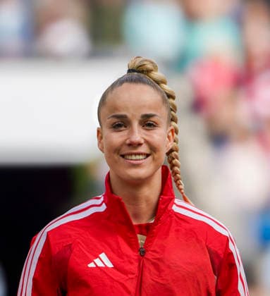 Deutschland: Fussball DFB-Pokal Frauen 2025 2026, Finale VfL Wolfsburg vs Bayern München RheinEnergieStadion (Köln): Portraitfoto, Portrait, Einzelaufnahme, Porträt Giulia Gwinn (FC Bayern München Frauen, 7) Mimik, Gesichtsausdruck, Emotion Köln Copyright: xAymanxAlahmedx