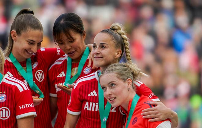 Deutschland: Fussball DFB-Pokal Frauen 2025 2026, Finale VfL Wolfsburg vs Bayern München RheinEnergieStadion (Köln): Geste, Gestik, Emotion Giulia Gwinn (FC Bayern München Frauen, 7) Mimik, Gesichtsausdruck, Emotion Köln Copyright: xAymanxAlahmedx