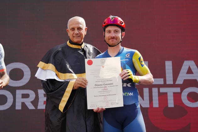 Lauree Honoris Causa to Italy™s Simone Consonni of Lidl-Trek during Stage 7 of the Giro d™Italia from Formia to Blockhaus, Italy. Friday May 15, 2026.  Copyright: xMassimoxPaolonex xLaPressex