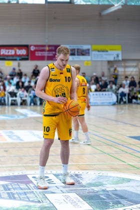 Lukas Werner Zerner (Bozic Estriche Knights Kirchheim, 10) GER, Bozic Estriche Knights Kirchheim vs. BG Goettingen, BARMER 2. Basketball Bundesliga, Playoffs Spiel 4, Saison 2025 2026, 14.05.2026 GER, Bozic Estriche Knights Kirchheim vs. BG Goettingen, BARMER 2. Basketball Bundesliga, Playoffs Spiel 4, Saison 2025 2026, 14.05.2026 Goeppingen Copyright: xEibner-Pressefoto NinaxSanderx EP_NSR