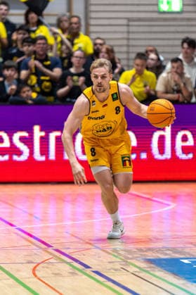 Lucas Mayer (Bozic Estriche Knights Kirchheim, 08) GER, Bozic Estriche Knights Kirchheim vs. BG Goettingen, BARMER 2. Basketball Bundesliga, Playoffs Spiel 4, Saison 2025 2026, 14.05.2026 GER, Bozic Estriche Knights Kirchheim vs. BG Goettingen, BARMER 2. Basketball Bundesliga, Playoffs Spiel 4, Saison 2025 2026, 14.05.2026 Goeppingen Copyright: xEibner-Pressefoto NinaxSanderx EP_NSR