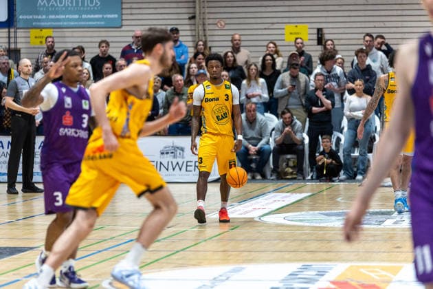 Jordan Sears (BG Goettingen, 03) Nil Failenschmid Clavera (Bozic Estriche Knights Kirchheim, 15) Charles Tyorne Harris Jr. (Bozic Estriche Knights Kirchheim, 03) GER, Bozic Estriche Knights Kirchheim vs. BG Goettingen, BARMER 2. Basketball Bundesliga, Playoffs Spiel 4, Saison 2025 2026, 14.05.2026 GER, Bozic Estriche Knights Kirchheim vs. BG Goettingen, BARMER 2. Basketball Bundesliga, Playoffs Spiel 4, Saison 2025 2026, 14.05.2026 Goeppingen Copyright: xEibner-Pressefoto NinaxSanderx EP_NSR