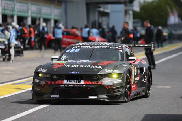Nürburg, Deutschland 14.-17. Mai 2026: ADAC Ravenol 24h Rennen Nürburgring - 2026 - Freitag Qualifying Boxengasse - Pitlane Im Bild: 65 HRT Ford Racing - Ford Mustang GT3 EVO (2026) - (Hubert Haupt GER, Vincent Kolb GER, David Schumacher GER, Colin Caresani NED) Nürburgring Rheinland Pfalz Copyright: xFotostandx xFabianxWernerx
