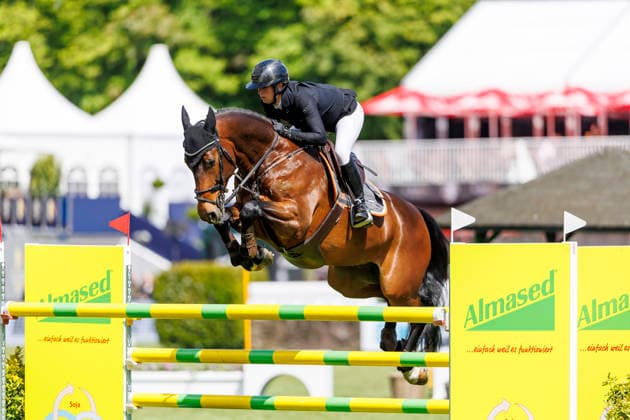 HAMBURG - 95. Deutsches Spring- und Dressur DERBY 2026, HAMBURG - 95. Deutsches Spring- und Dressur DERBY 2026 AUFFARTH Sandra (GER), Conti Final TheurerTrucks 2GO Youngster Tour CSIYH1*: Int. jumping competition in two-phases for 7 & 8year old horses (1.35-1.40 m) Hamburg, Jenischpark, Derby Park Klein Flottbek 15. May 2026 -