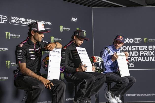 RECORD DATE NOT STATED MotoGP, 6th round of the World Championship, WM, Weltmeisterschaft in Catalonia Barcelona Barcelona (Spain), 14 05 2026 - Marco Bezzecchi (72), Aprilia Racing rider, Jorge Martin (89), Aprilia Racing rider and Alex Marquez (73), BK8 Gresini Racing MotoGP rider, during a press conference, PK, Pressekonferenz for the 6th round of the MotoGP World Championship, Grande Prix de Catalunya, Barcelona Spain Catalonia Spain Copyright: xJoaquimxGalantex