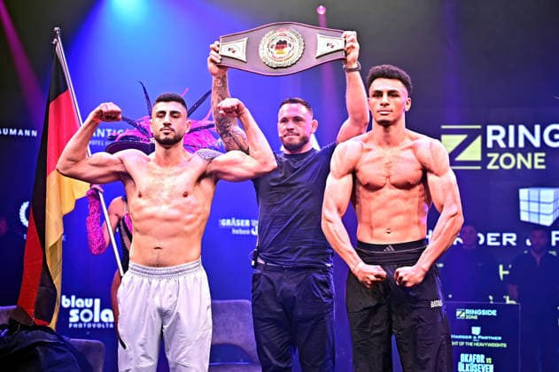 Ringside Series 2026 – Night of the Heavyweights . Alexander Okafor und Elija Ülküseven anläßlich einer Pressekonferenz zum Kampfsport-Event Ringside Series 2026 – Night of the Heavyweights am 14.05.2026 im Palazzo Mannheim.