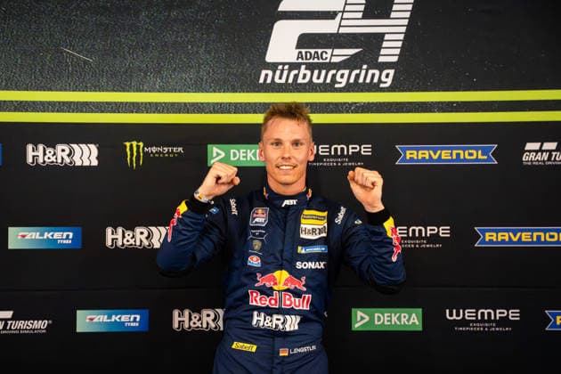 Luca Engstler vom Team Red Bull Team ABT SP 9 ( 84) gewinnt das Top Qualifying 3 und steht damit auf dem Platz 1 zum Hauptrennen am Samstag Rheinland-Pfalz Deutschland