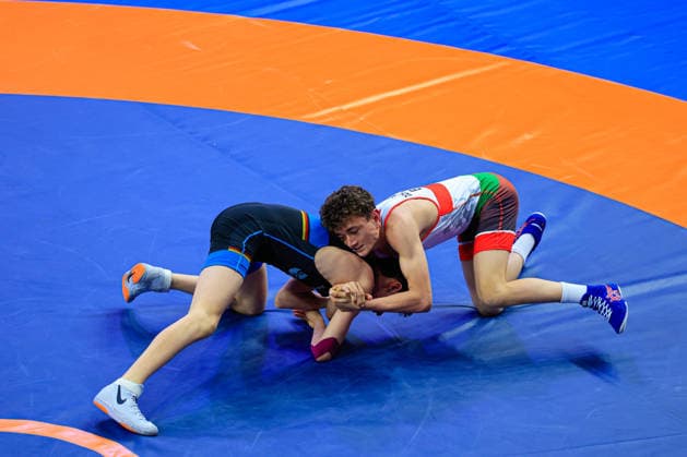 U17, U 17 Wrestling European Championships 48kg FS - Bogdan Sapojnic (GER) df. Emir Gyurzhan Dzhevatov (BUL)