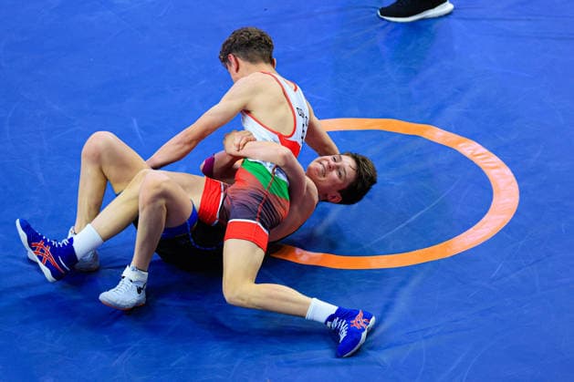 U17, U 17 Wrestling European Championships 48kg FS - Bogdan Sapojnic (GER) df. Emir Gyurzhan Dzhevatov (BUL)