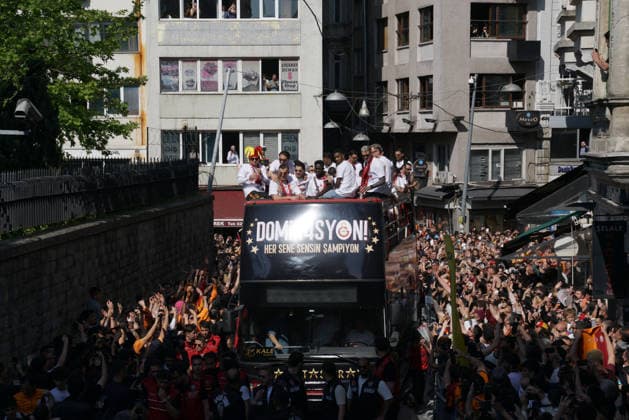 May 15, 2026, Beyoglu, Istanbul, Turkey: Galatasaray players on the bus parade as they celebrate winning Super Lig in Istanbul on May 15, 2026. Galatasaray Trophy Ceremony  - ZUMAu194 20260515_zip_u194_005 Copyright: xTolgaxUluturkx