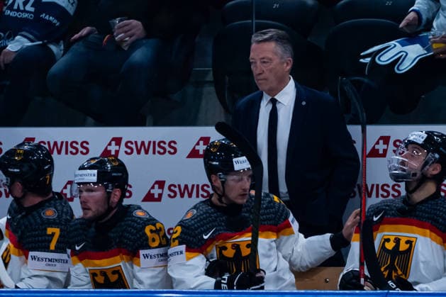 ZURICH, SWITZERLAND - MAY 15: Harold Kreis (Germany, Coach) on the bench during the Preliminary Round - Group A Match 1 between Finland and Germany at the IIHF Ice hockey, Eishockey World Championship, WM, Weltmeisterschaft 2026, Swiss Life Arena on May 15, 2026 in Zurich, Switzerland. Zurich Switzerland Copyright: xTimoxSteinx