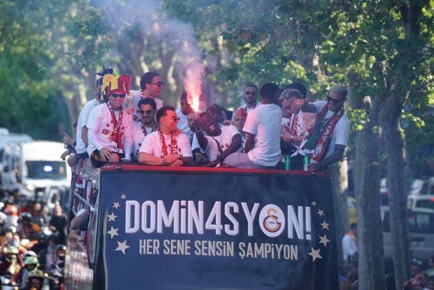 May 15, 2026, Beyoglu, Istanbul, Turkey: Galatasaray players on the bus parade as they celebrate winning Super Lig in Istanbul on May 15, 2026. Galatasaray Trophy Ceremony  - ZUMAu194 20260515_zip_u194_016 Copyright: xTolgaxUluturkx
