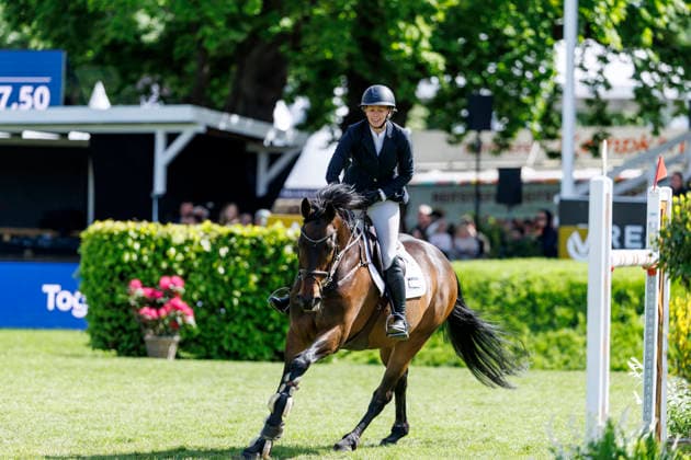 HAMBURG - Al Shira aa 95. Deutsches Spring- und Dressur DERBY 2026, HAMBURG - Al Shira aa 95. Deutsches Spring- und Dressur DERBY 2026 BLAU Clara (GER), Paul Al Shira aa Derby Tour Dreame presents: CSI4*: 2nd qualifier for the German Jumping-Derby, Int. jumping competition against the clock (1,50m) Hamburg, Jenischpark, Derby Park Klein Flottbek 15. May 2026 -