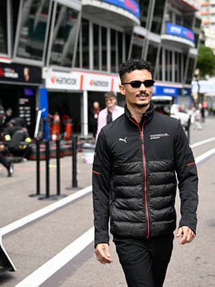 Monaco E-Prix - Previews Driver Pascal Wehrlein of the Porsche Formula E Team with the Porsche 99X Electric Gen3 car in the pit lane during the ABB FIA Formula E World Championship, WM, Weltmeisterschaft Monaco E-Prix on May 15, 2026, in Monte Carlo, Monaco. Monte Carlo Monaco  Copyright: xLucaxBarsalix originalFilename:barsali-notitle260515_npyJs.jpg