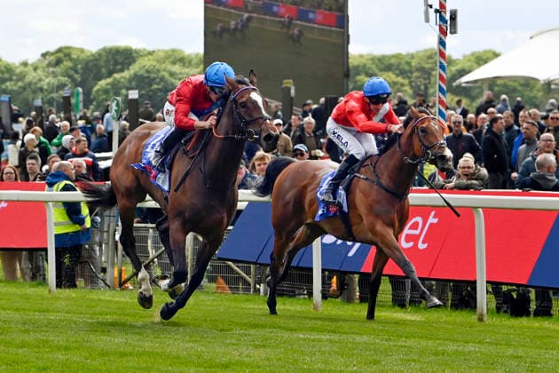 15.05.2026, York, North Yorkshire, GBR - Lilt (second from right) with Tom Marquand up wins the Michael Seely Fillies Stakes. York racecourse. (Pferd, Jockey, Lilt, Marquand, Sieg, Ziel, Zielankunft) 260515C976YORK.JPG