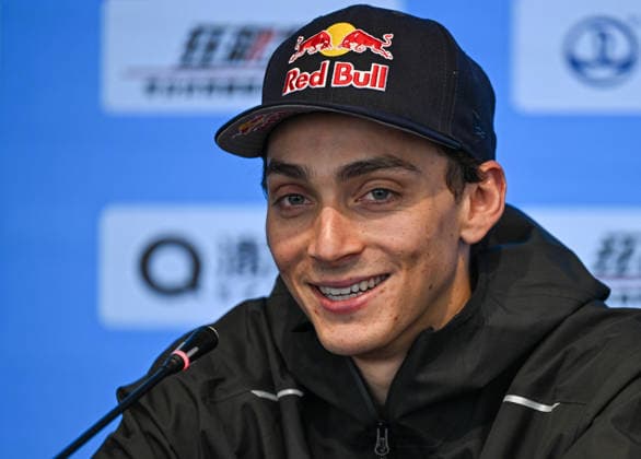 Wanda Diamond League Shanghai Keqiao 2026 - press conference, PK, Pressekonferenz SHAOXING, CHINA - MAY 15: Swedish pole vault superstar Armand Mondo Duplantis speaks at a press conference on the eve of the Yangtze River Delta Athletics Diamond Gala, the Shanghai Keqiao leg and opening meeting of the 2026 Wanda Diamond League circuit, at the China Textile City Sports Center in Keqiao, Shaoxing, Zhejiang province, China, on May 15, 2026. Shanghai China Copyright: xSTRx originalFilename:str-wandadia260515_npeXm.jpg