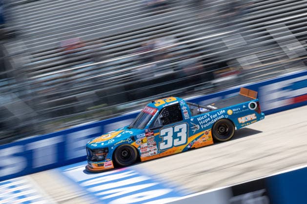 DOVER, DE - MAY 15: Frankie Muniz ( 33 Team Reaume Nico s Bagels & Brunch Ford) races down the front stretch during practice for the NASCAR, Motorsport, USA CRAFTSMAN Truck Series ECOSAVE 200 on May 15, 2026, at Dover Motor Speedway in Dover, DE. (Photo by David Hahn Icon Sportswire) AUTO: MAY 15 NASCAR CRAFTSMAN Truck Series ECOSAVE 200 EDITORIAL USE ONLY Icon260515010