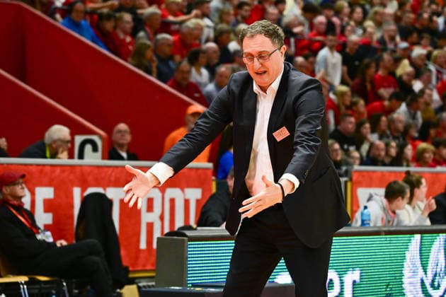 Branislav Ignjatovic 2.Bundesliga Pro A, Play Off Spiel 4, viertel Finale, 46ers, Basketball, Basketball Saison 2025 2026, BBL, Deutschland, Gießen 46ers Hakro Merlins Crailsheim, Gießen in rot, Herren, Crailsheim in blau