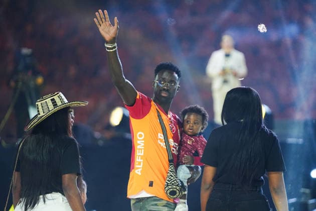 Galatasaray celebrate Super Lig championship ISTANBUL, TURKIYE - MAY 15: Galatasaray football player Davinson Sanchez joins the celebrations as the players and coaching staff celebrate winning the 2025-2026 Turkish Super Lig championship with a ceremony held at Rams Park Stadium in Istanbul, Turkiye on May 15, 2026. Hakan Akgun Anadolu Istanbul Turkey. Editorial use only. Please get in touch for any other usage.  Copyright: x2026xAnadoluxHakanxAkgunx