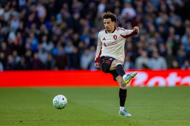 Football - FA Premier League - Aston Villa FC v Liverpool FC BIRMINGHAM, ENGLAND - Friday, May 15, 2026: Liverpool s Curtis Jones during the FA Premier League match between Aston Villa FC and Liverpool FC at Villa Park. (Photo by David Rawcliffe Propaganda) BIRMINGHAM Villa Park WEST MIDLANDS ENGLAND  Copyright: xDavidxRawcliffex P2026-05-15-Aston Villa_Liverpool-39