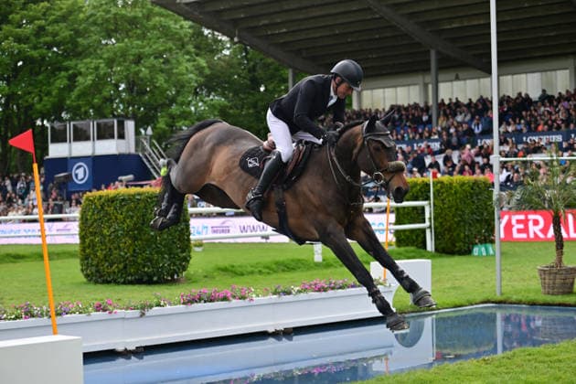 GER; Al Shira aa Deutsches Spring- & Dressur Derby Hamburg 15.05.2026, GER; Al Shira aa Deutsches Spring- & Dressur Derby Hamburg, Preis der Dreame.de - CSI4* Al Shira aa Derby Tour: 2. Qualifikation zum Deutsches Spring-Derby im Bild Guy Williams (GBR) auf BH Gringos Legacy am Wassergraben