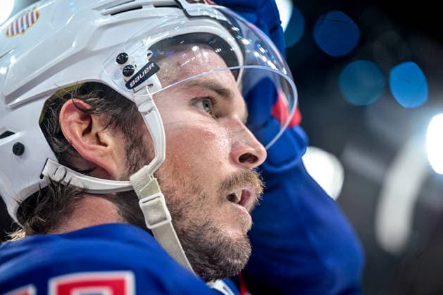 ZURICH, SWITZERLAND - MAY 15: Ryan Lindgren of United States during the 2026 IIHF Ice hockey, Eishockey World Championship, WM, Weltmeisterschaft Switzerland game between USA and Switzerland at Swiss Life Arena on May 15, 2026 in Zurich, Zurich. Zurich Swiss Life Arena Zurich Switzerland Copyright: xJustPictures.ch AndreaxBrancax jp-en-EuSpIm-JP7_ANB_US_Sui_15052026_0206