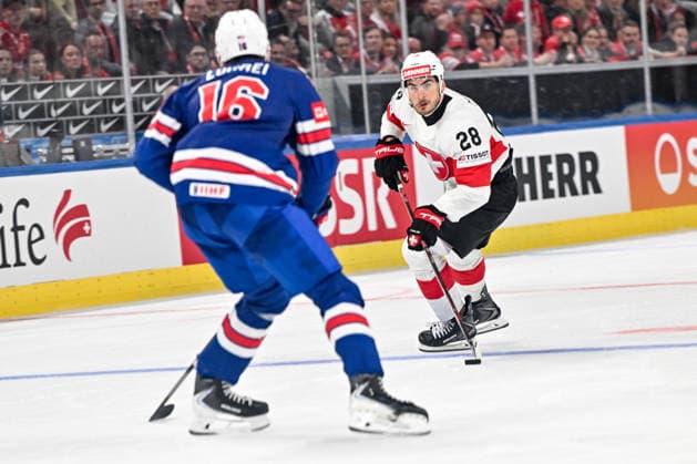 ZURICH, SWITZERLAND - MAY 15: Timo Meier of Switzerland in action during the 2026 IIHF Ice hockey, Eishockey World Championship, WM, Weltmeisterschaft Switzerland game between USA and Switzerland at Swiss Life Arena on May 15, 2026 in Zurich, Zurich. Zurich Swiss Life Arena Zurich Switzerland Copyright: xJustPictures.ch AndreaxBrancax jp-en-EuSpIm-JP7_ANB_US_Sui_15052026_0370
