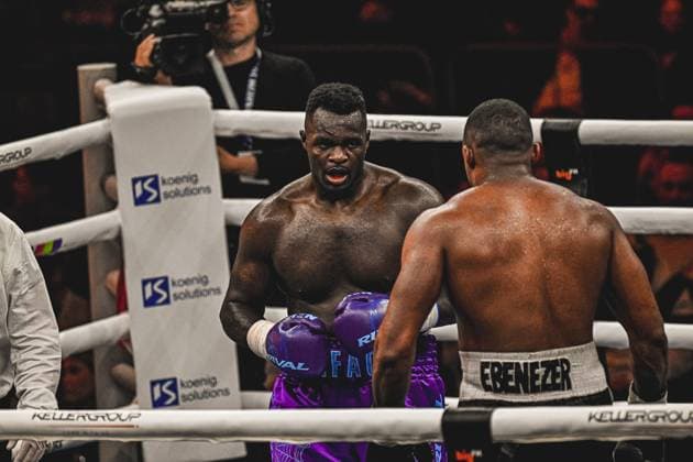 Bei der Ringside Zone – Night of the Heavyweights in der SAP Arena Mannheim traf Nelvie Tiafack auf Mateus Munhoz. Die Fotogalerie zeigt intensive Szenen des Schwergewichtsduells, harte Schlagabtausche und emotionale Momente eines hochklassigen Boxabends vor tausenden Zuschauern. Ringside, 15.05.2026, Mannheim, SAP Arena