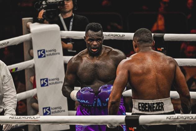 Bei der Ringside Zone – Night of the Heavyweights in der SAP Arena Mannheim traf Nelvie Tiafack auf Mateus Munhoz. Die Fotogalerie zeigt intensive Szenen des Schwergewichtsduells, harte Schlagabtausche und emotionale Momente eines hochklassigen Boxabends vor tausenden Zuschauern. Ringside, 15.05.2026, Mannheim, SAP Arena