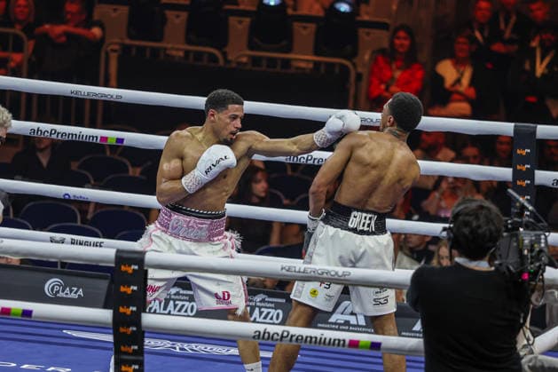 Oluwole Ciosek vs. Shae Green beim Ringside Series 2026 - Night of Heavyweights am 15.05.26 in SAP Arena, Mannheim xamx Foto: Alfio Marino