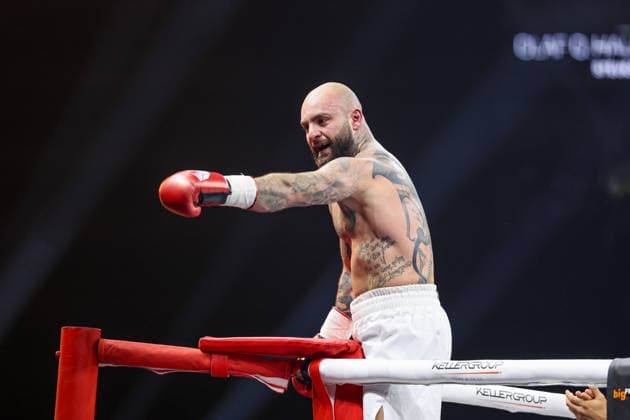 Freude bei Edmon Avagyan nach seinem Sieg Edmon RInglife Avagyan vs. Patrick Fiala beim Ringside Series 2026 - Night of Heavyweights am 15.05.26 in SAP Arena, Mannheim xamx Foto: Alfio Marino