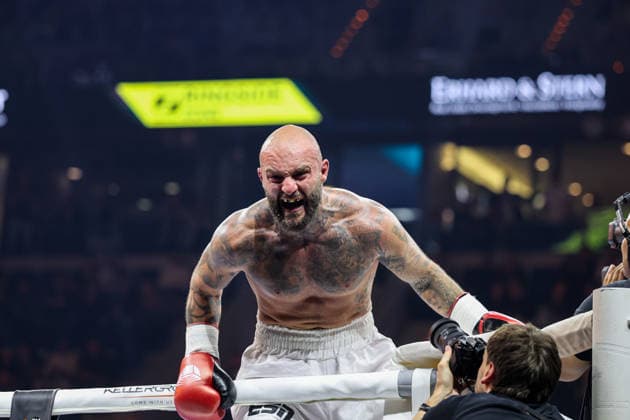 Freude bei Edmon Avagyan nach seinem Sieg Edmon RInglife Avagyan vs. Patrick Fiala beim Ringside Series 2026 - Night of Heavyweights am 15.05.26 in SAP Arena, Mannheim xamx Foto: Alfio Marino