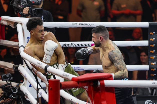Alexander Okafor vs. Elija Ülküseven beim Ringside Series 2026 - Night of Heavyweights am 15.05.26 in SAP Arena, Mannheim xamx Foto: Alfio Marino