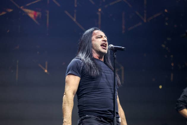Bülent Ceylan mit seiner Rock-Show Diktatürk beim Ringside Series 2026 - Night of Heavyweights am 15.05.26 in SAP Arena, Mannheim xamx Foto: Alfio Marino