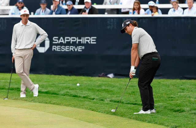 Aldrich Potgieter of South Africa chips to the 18th green during the second round of the 2026 PGA, Golf Herren Championship at Aronimink Golf Club in Newtown Square, Pennsylvania, on Friday, May 15, 2026.  PHI20260515891 LAURENCExKESTERSON