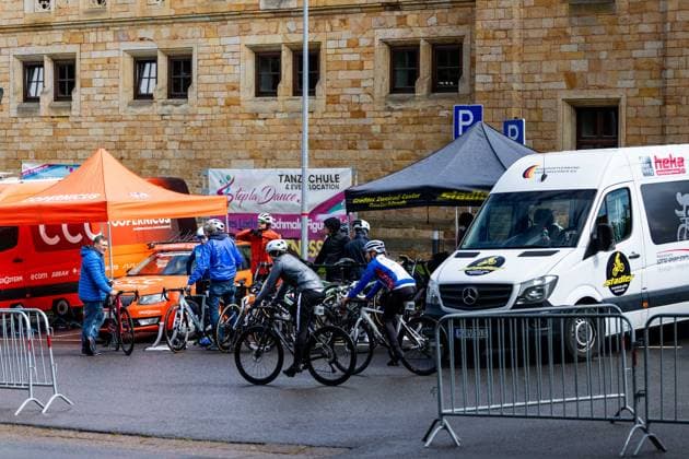 15.05.2026, GER, Rennrad, Maenner Frauen Junioren, Saison 2025, 26.TMP Jugentour Kleine Friedensfahrt, 1.Etappe Rundstreckenrennen Residenzstadt Gotha An 3 Wettkampftagen vom 15.05-17.05.2026 gingen knapp 350 Athleten aus 7 Ländern in den Kategorien Jedermann, Anfaenger, U15m, U17w und U17m bei der 25. Auflage der TMP Jugentour Kleine Friedensfahrt 2025 an den Start. Neben dem Einzelzeitfahren sind 3 weitere Etappen im Gothaer Landkreis zu absolvieren, organisiert vom RSC Waltershausen-Gotha e.V.. Etappe 1 erfolgte als Rundstrecke in Gotha wobei die U15m 16,8km, die U17w 25,2km und die U17m 31,5km absolvieren mussten 99867 Gotha Schloss Friedenstein Historisc Thüringen Deutschland