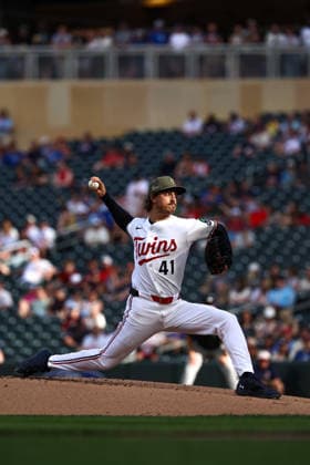 May 15th, 2026: Minnesota Twins starting pitcher Joe Ryan (41) pitches in the first inning during a MLB, Baseball Herren, USA Baseball game between the Milwaukee Brewers and the Minnesota Twins at Target Field in Minneapolis, Minnesota. CSM MLB 2026: Brewers Vs Twins MAY 15  - ZUMAc04_ 20260515_zma_c04_024 Copyright: xStevenxGarciax