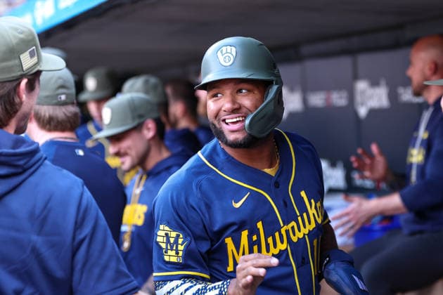 May 15th, 2026: Milwaukee Brewers left fielder Jackson Chourio (11) celebrates in the dugout after scoring on a RBI single hit by Milwaukee Brewers catcher William Contreras (24) in the first inning during a MLB, Baseball Herren, USA Baseball game between the Milwaukee Brewers and the Minnesota Twins at Target Field in Minneapolis, Minnesota. CSM MLB 2026: Brewers Vs Twins MAY 15  - ZUMAc04_ 20260515_zma_c04_025 Copyright: xStevenxGarciax