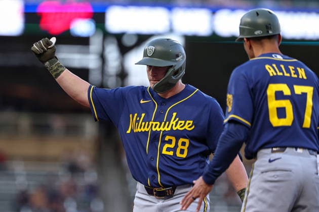 May 15th, 2026: Milwaukee Brewers first baseman Andrew Vaughn (28) celebrates a single in the seventh inning during a MLB, Baseball Herren, USA Baseball game between the Milwaukee Brewers and the Minnesota Twins at Target Field in Minneapolis, Minnesota. CSM MLB 2026: Brewers Vs Twins MAY 15  - ZUMAc04_ 20260515_zma_c04_040 Copyright: xStevenxGarciax