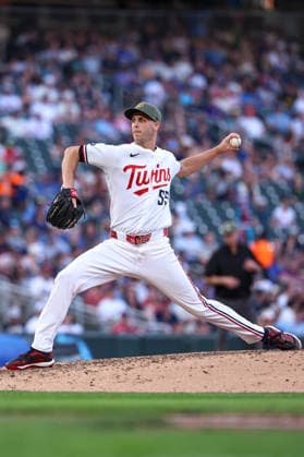 May 15th, 2026: Minnesota Twins pitcher Taylor Rogers (55) pitches in the seventh inning during a MLB, Baseball Herren, USA Baseball game between the Milwaukee Brewers and the Minnesota Twins at Target Field in Minneapolis, Minnesota. CSM MLB 2026: Brewers Vs Twins MAY 15  - ZUMAc04_ 20260515_zma_c04_042 Copyright: xStevenxGarciax