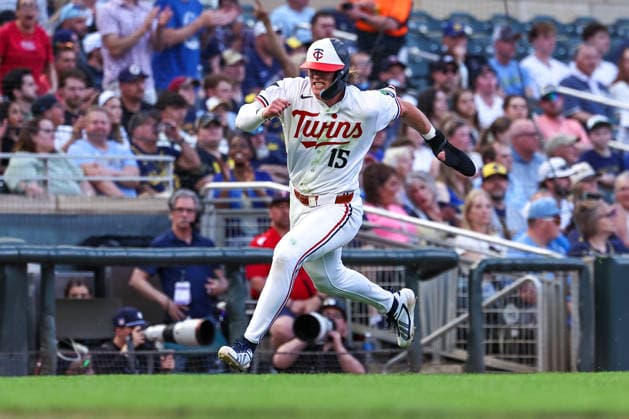 May 15th, 2026: Minnesota Twins second baseman Luke Keaschall (15) runs to score on a RBI double hit by Minnesota Twins third baseman Royce Lewis (23)(not pictured) in the seventh inning during a MLB, Baseball Herren, USA Baseball game between the Milwaukee Brewers and the Minnesota Twins at Target Field in Minneapolis, Minnesota. CSM MLB 2026: Brewers Vs Twins MAY 15  - ZUMAc04_ 20260515_zma_c04_045 Copyright: xStevenxGarciax