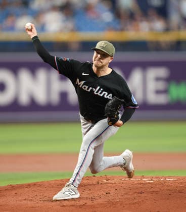 May 15, 2026, U.S.: Miami Marlins pitcher JANSON JUNK (26) throws a pitch during his start against the Tampa Bay Rays. The Tampa Bay Rays hosted the Miami Marlins at Tropicana Field in St. Petersburg, FL. MLB, Baseball Herren, USA 2026: Miami Marlins At Tampa Bay Rays  - ZUMAm299 20260515_znp_m299_008 Copyright: xTaylorxMcFeex